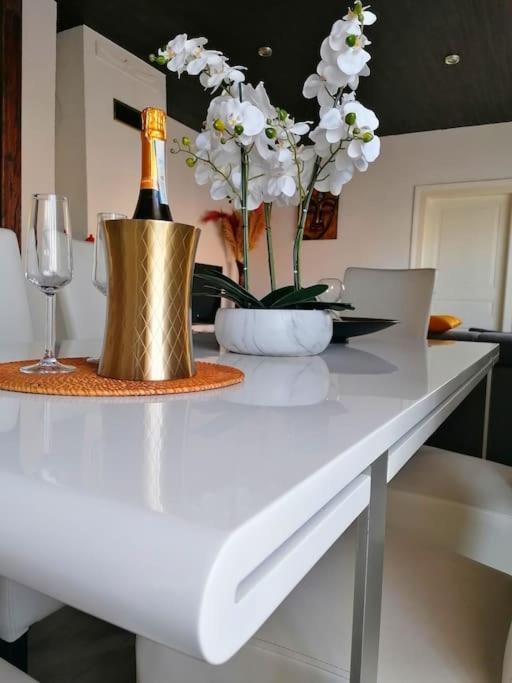 Suite Island Colmar Ngoại thất bức ảnh
